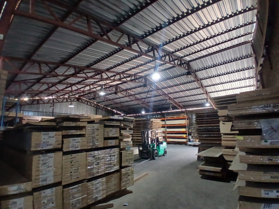 To Let commercial Property for Rent in Zinniaville North West